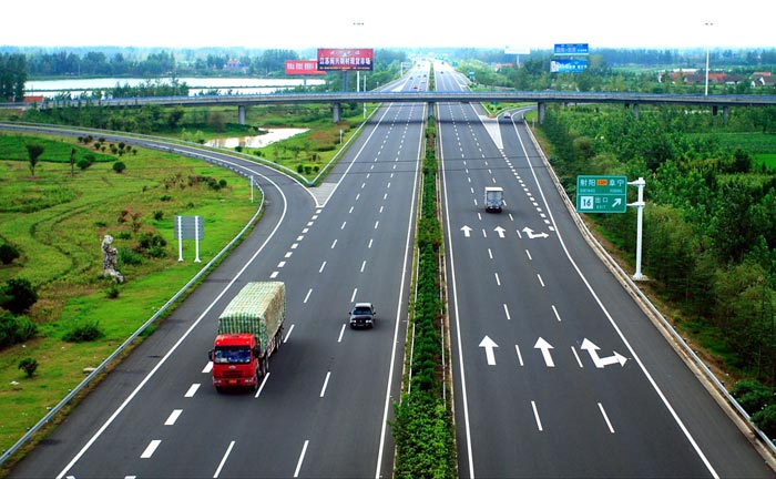 信陽(yáng)道路交通標(biāo)示的作用