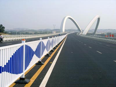 道路劃線的六大優(yōu)勢(shì)
